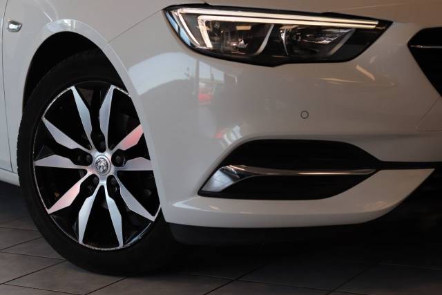 2018 Vauxhall Insignia 1.5T [165] Design 5dr