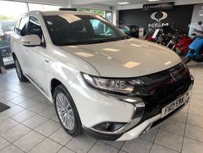 MITSUBISHI OUTLANDER 2021 (21) at Autovillage Cheltenham
