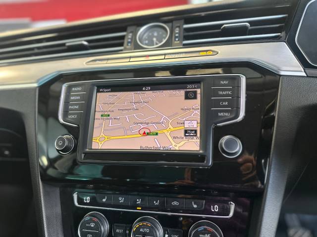 2016 Volkswagen Passat 2.0 TDI GT 5dr