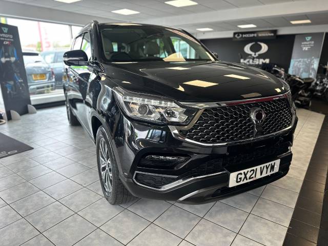 SsangYong Rexton 2.2D Ultimate SUV 5dr Diesel T-Tronic 4WD Euro 6 (181 ps) Estate Diesel Space Black Metallic