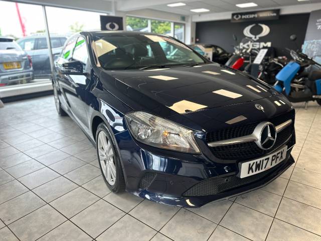 Mercedes-Benz A Class 1.5 A180d Sport Executive 5dr Auto Hatchback Diesel Cavansite Blue Metallic