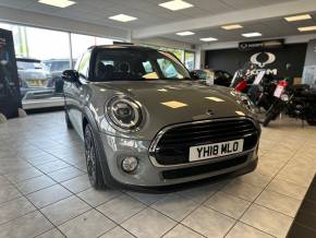 MINI HATCHBACK 2018 (18) at Autovillage Cheltenham