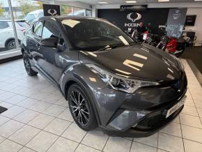 TOYOTA C-HR 2018 (18) at Autovillage Cheltenham