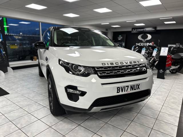 Land Rover Discovery Sport 2.0 TD4 HSE 5dr [5 Seat] Estate Diesel Fuji White