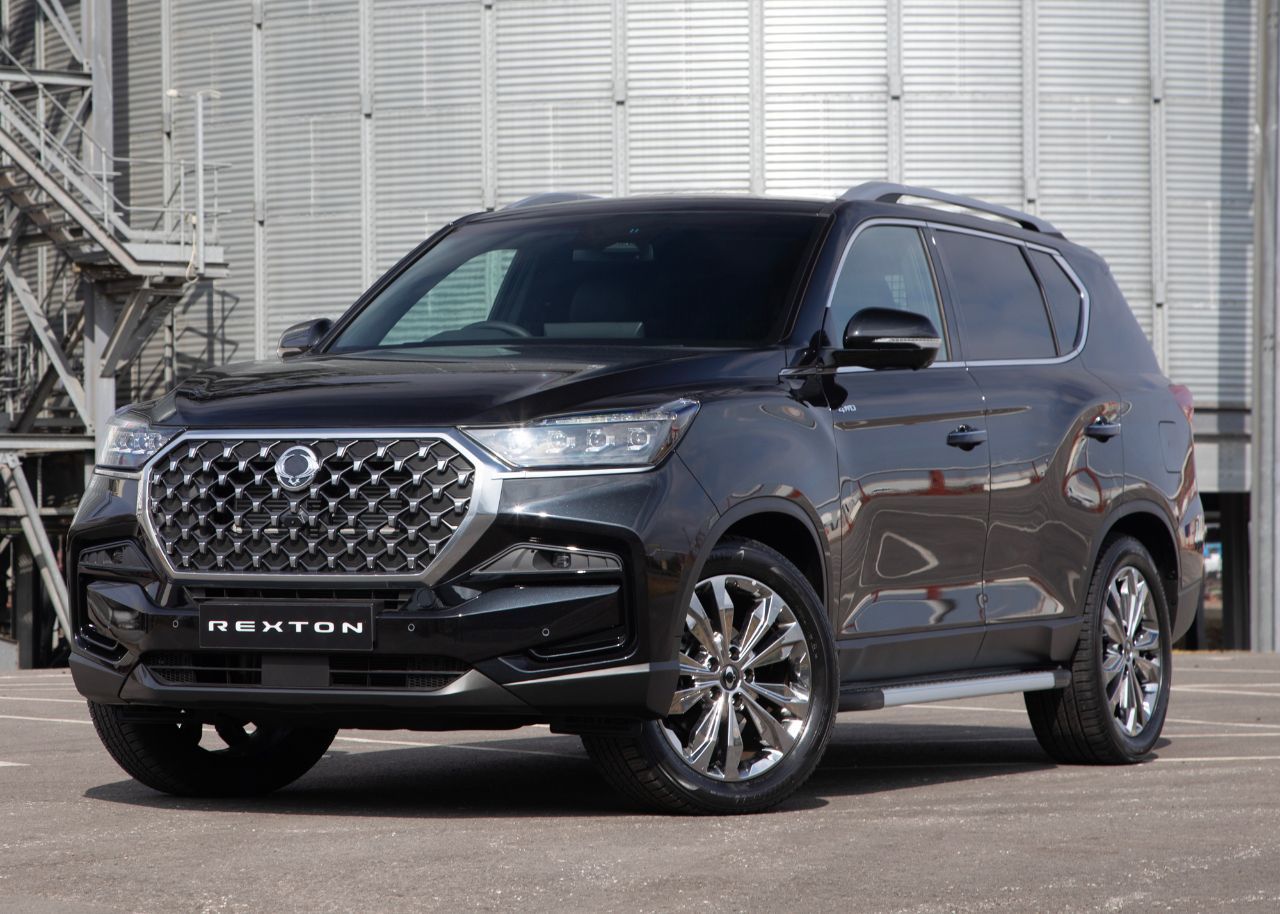 2025 KGM Rexton