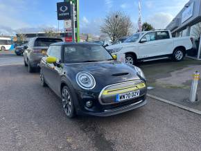 MINI HATCHBACK at Autovillage Cheltenham