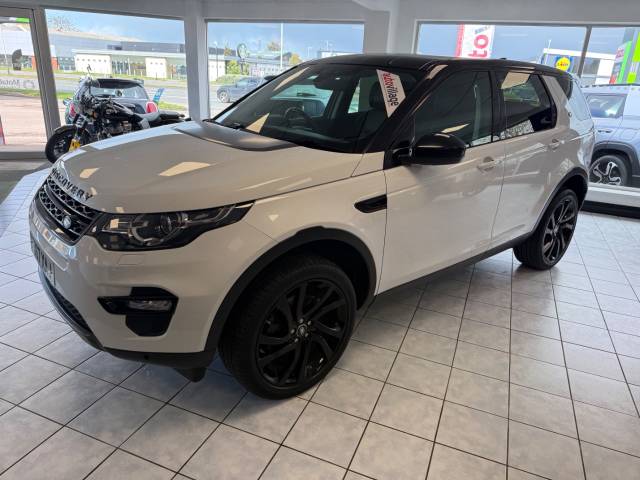2017 Land Rover Discovery Sport 2.0 TD4 180 HSE Black 5dr Auto