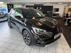 RENAULT CAPTUR at Autovillage Cheltenham