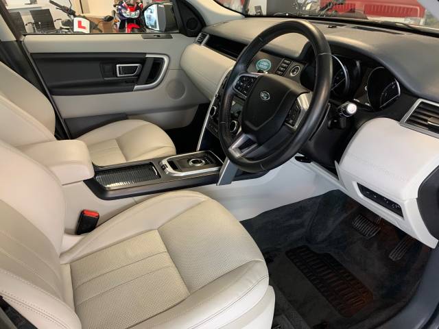 2017 Land Rover Discovery Sport 2.0 TD4 180 SE Tech 5dr Auto