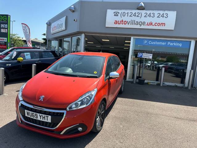 2019 Peugeot 208 1.2 PureTech 82 Signature 5dr [Start Stop]