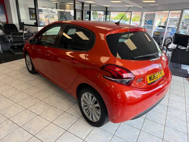 2019 Peugeot 208 1.2 PureTech 82 Signature 5dr [Start Stop]