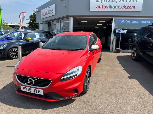 2019 Volvo V40 2.0 D2 [122] R DESIGN Edition 5dr