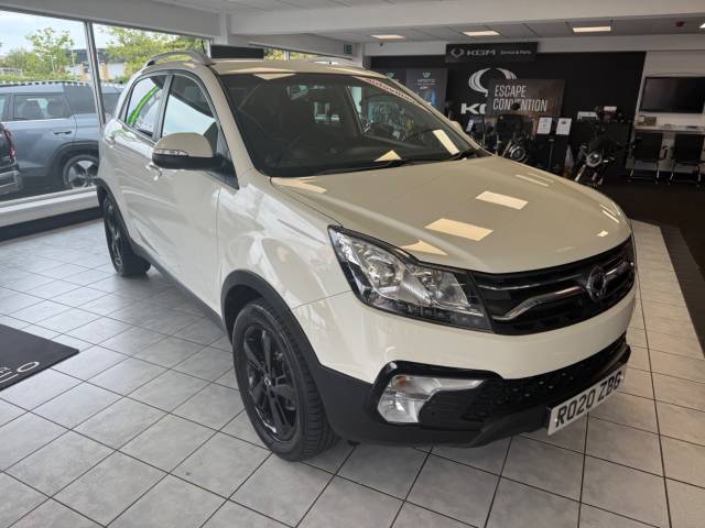 SsangYong Korando 2.2 LE 5dr Estate Diesel Grand White