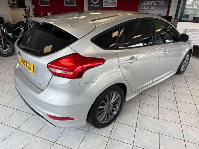 2018 Ford Focus 1.0 EcoBoost 140 ST-Line Navigation 5dr